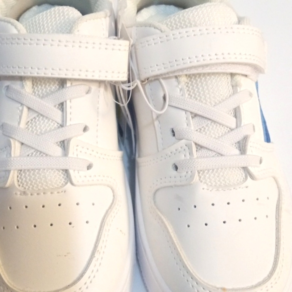 U.S. SPORT BOYS LOW TOP WHITE SNEAKERS WITH RED TAN AND BLUE ACCENTS SIZE 13 NWT - Picture 6 of 8